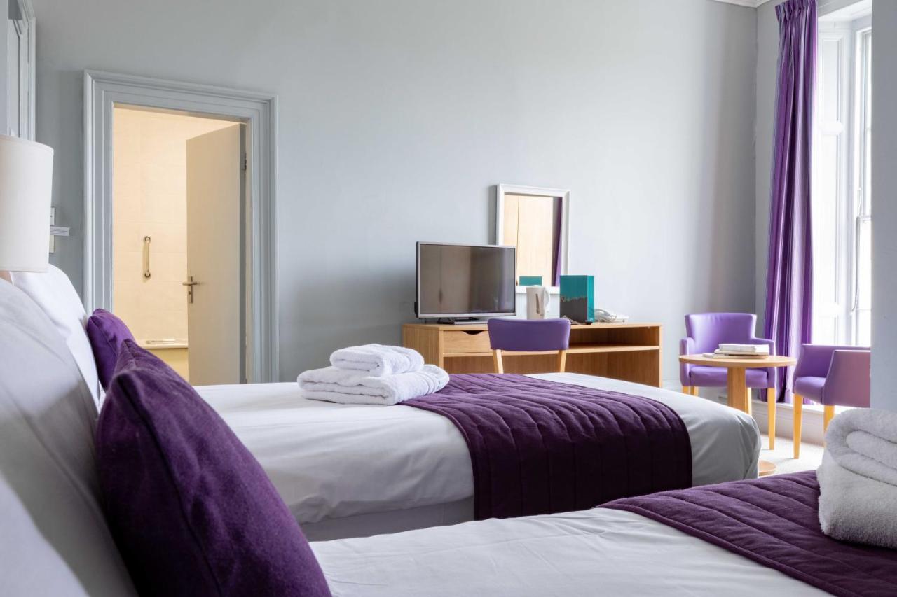 The Caledonian New Southlands Hotel Скарбъро Екстериор снимка